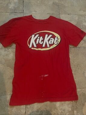Red Graphic Short Sleeve Tee for Women